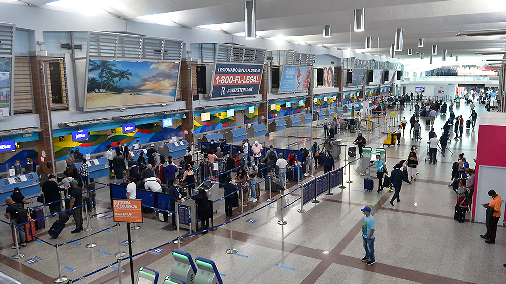 Rep. Dominicana impõe novas restrições à entrada de viajantes