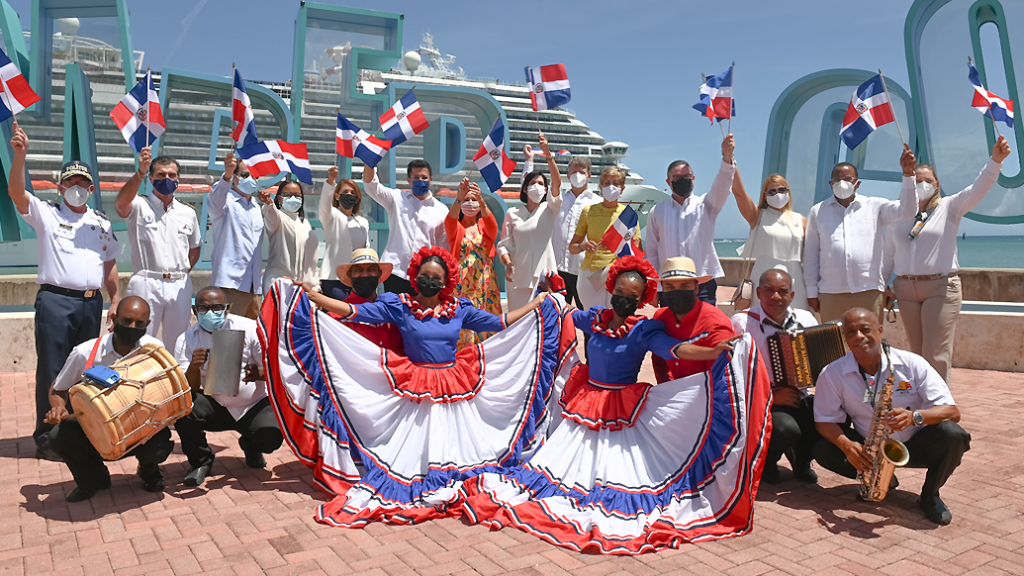 Chegada do Carnival Horizon reabre turismo de cruzeiros na Rep. Dominicana