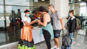 Vacinados contra COVID-19 e menores podem entrar na Costa Rica sem uma política de viagens