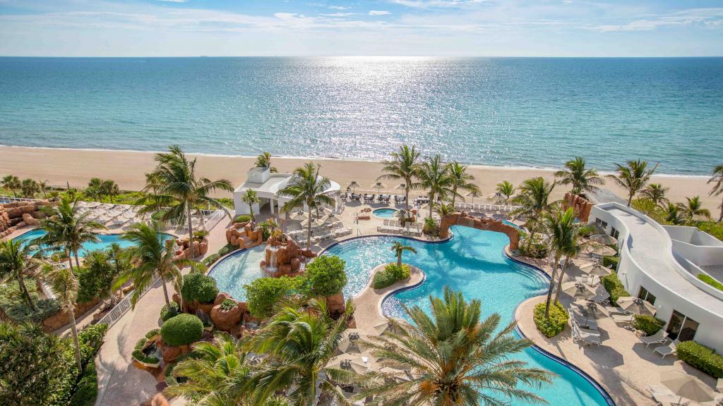 Trump International Beach Resort Miami combina luxo e conforto