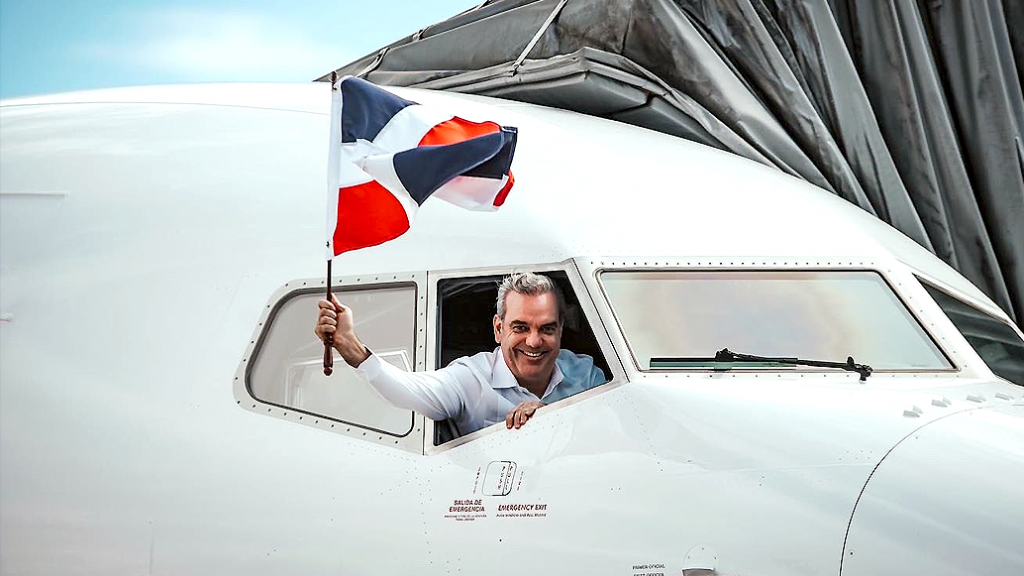 Presidente dominicano liderou o lançamento da companhia aérea Arajet