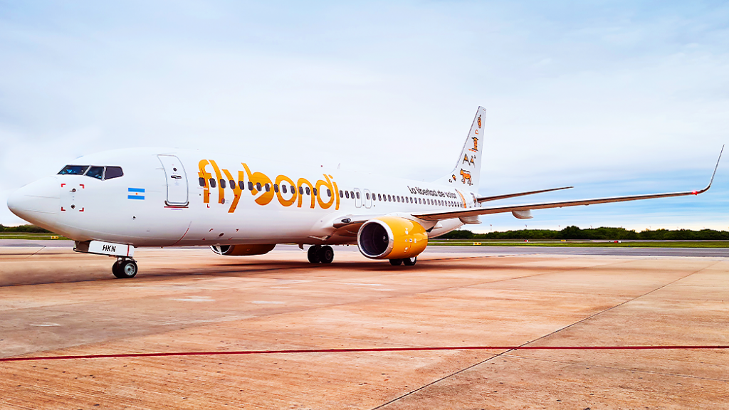 Flybondi recebe uma nova aeronave e já é a segunda maior companhia aérea da Argentina