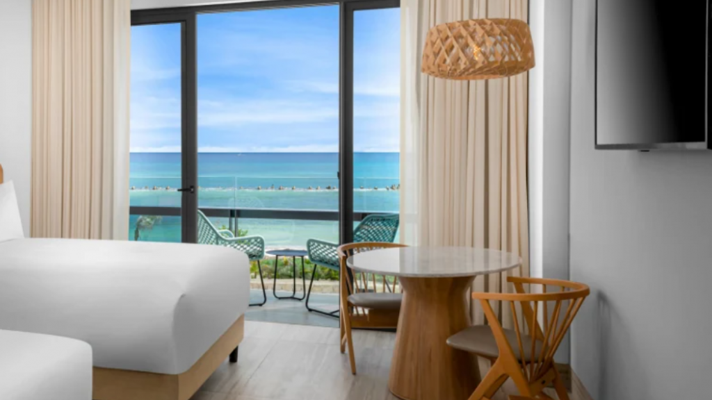 Maior resort do Hilton no Caribe e América Latina é inaugurado em Tulum