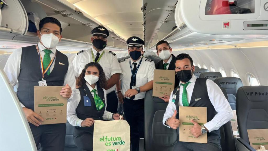 Viva Aerobus faz seu primeiro voo com combustível sustentável