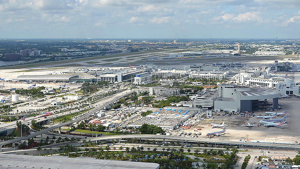 Aeroporto Internacional de Miami está a caminho de quebrar seu recorde de passageiros