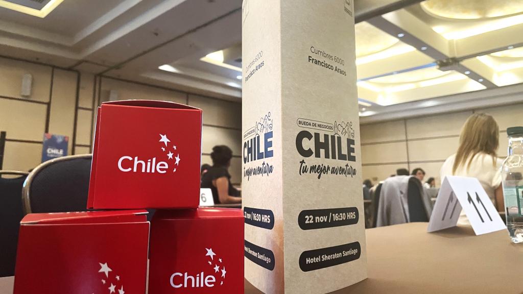 Conferência de negócios de turismo de aventura é realizada no Chile